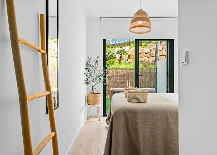 Casa Calida Brisa, *